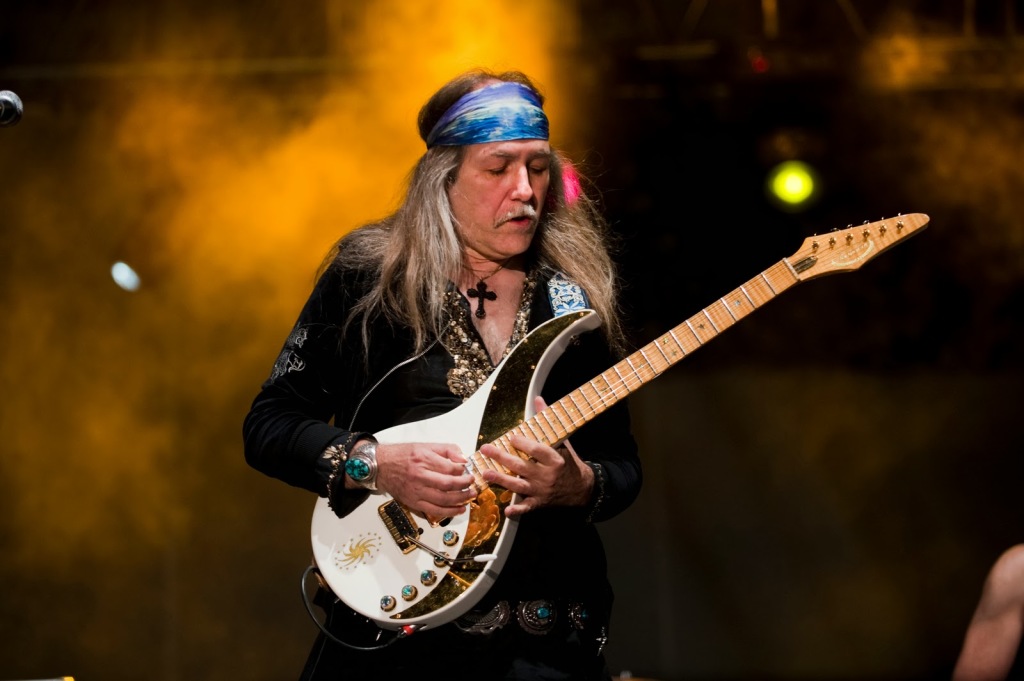 2407_ULIROTH_scorpions